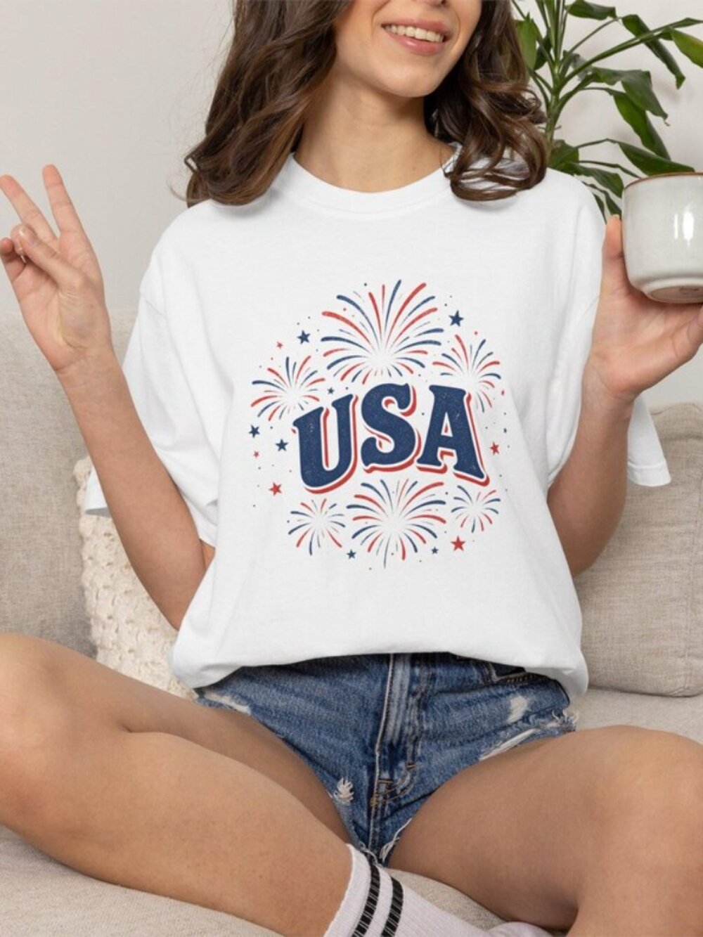 NWT Comfort Colors USA Fireworks Graphic Tee | Size Large